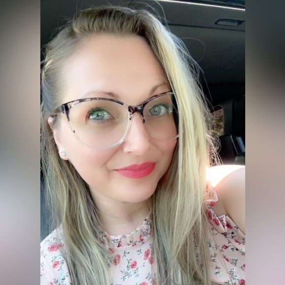 Meet the Posher Other - Meet your Posher, Crystal